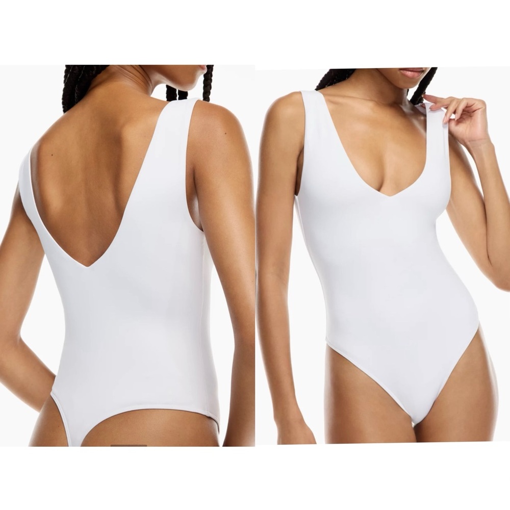 Aritzia-Babaton V-Neck Bodysuit